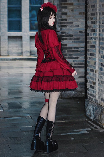 Effortlessly Elegant Garment with a Timeless Design