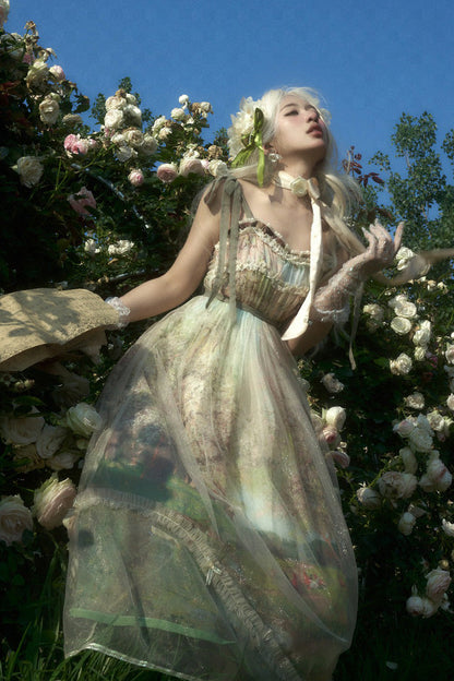 Subtly Elegant Dress with a Refined Vintage Look