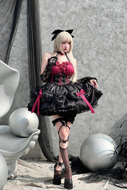 Finely Styled Dress with a Classic Vintage Look