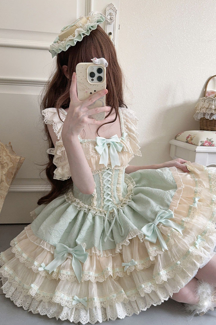 Subtly Elegant Dress with a Refined Vintage Look