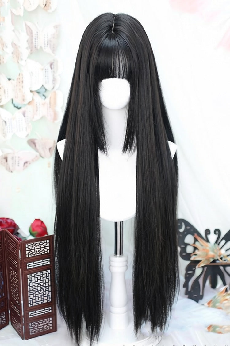 Sophisticated Garment with a Clean Classic Look