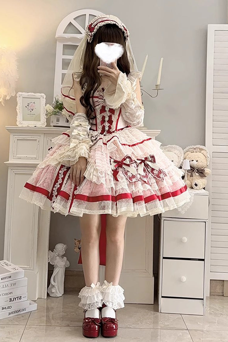 Finely Styled Dress with a Classic Vintage Look