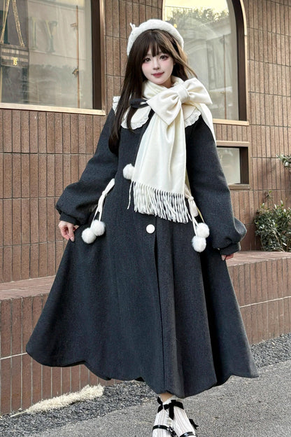 Casually Elegant Coat with a Refined Edge