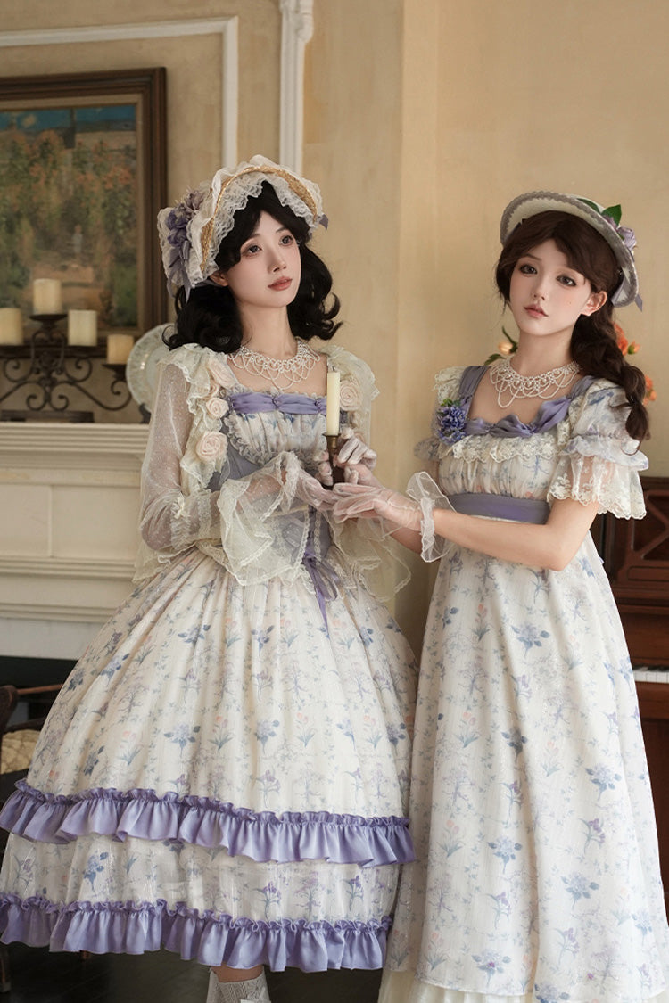 Finely Styled Dress with a Classic Vintage Look