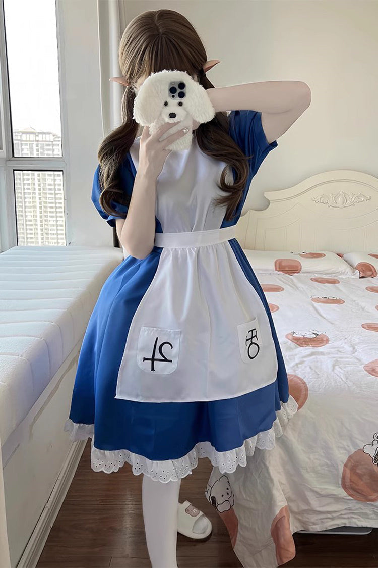 Finely Styled Dress with a Classic Vintage Look