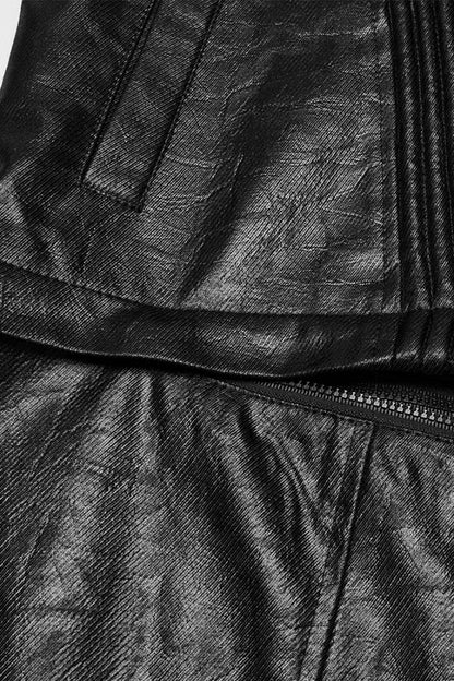 Classic Vintage Coat with a Flattering Fit