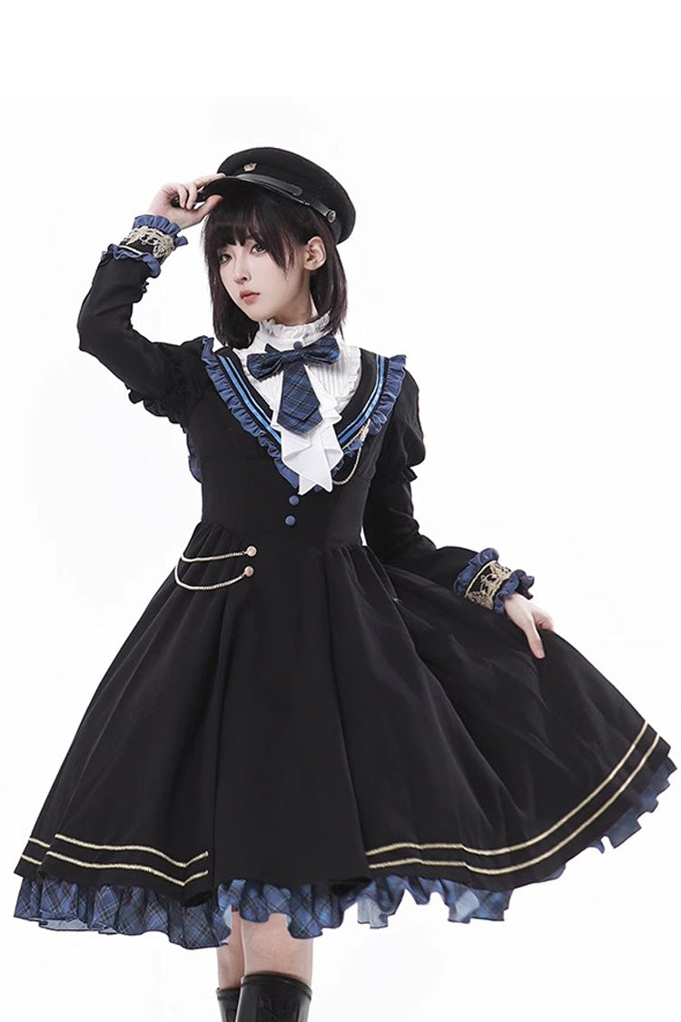 Subtly Elegant Dress with a Refined Vintage Look