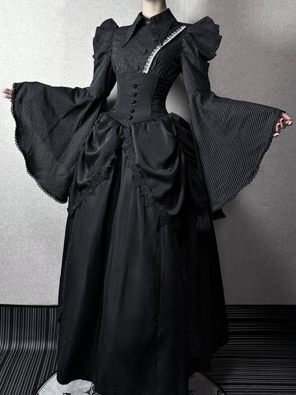 [pre-order Deadline: April 13] Piano Stripe Gothic Lolita Volume Puff Flare Sleeve Shirt Type A/b