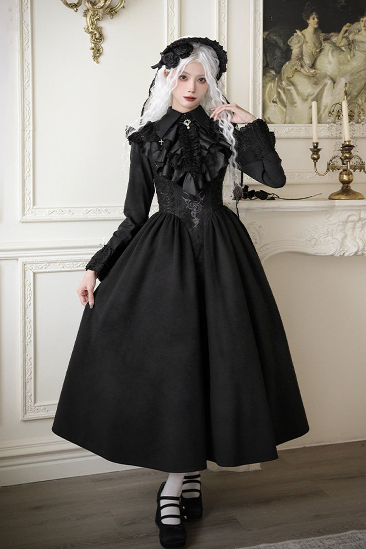 Sophisticated Dress with a Clean Classic Look