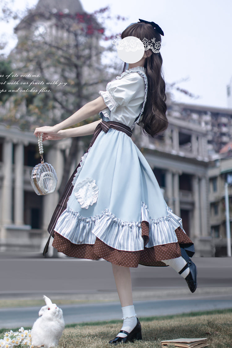 Casually Elegant Dress with a Refined Edge