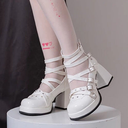 Beautifully Finished Heels in a Timeless Design
