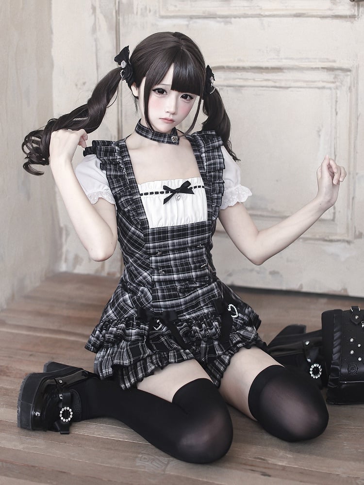 [pre-order Deadline: April 29] Black Check Ruffle Ribbon Puff Sleeve Mini Dress Set + Choker