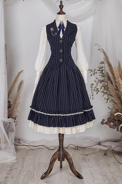 Sophisticated Garment with a Clean Classic Look