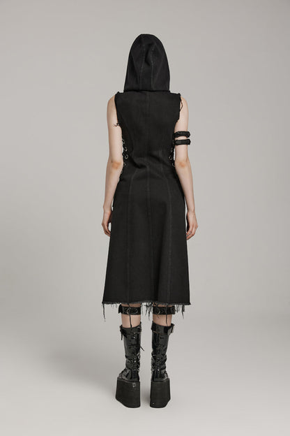 Casually Elegant Garment with a Refined Edge