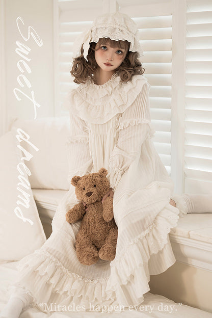 Casually Elegant Dress with a Refined Edge
