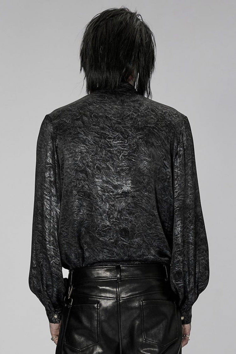 Beautifully Crafted Blouse in a Classic Style