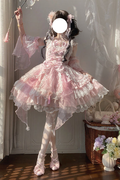 Subtly Elegant Dress with a Refined Vintage Look