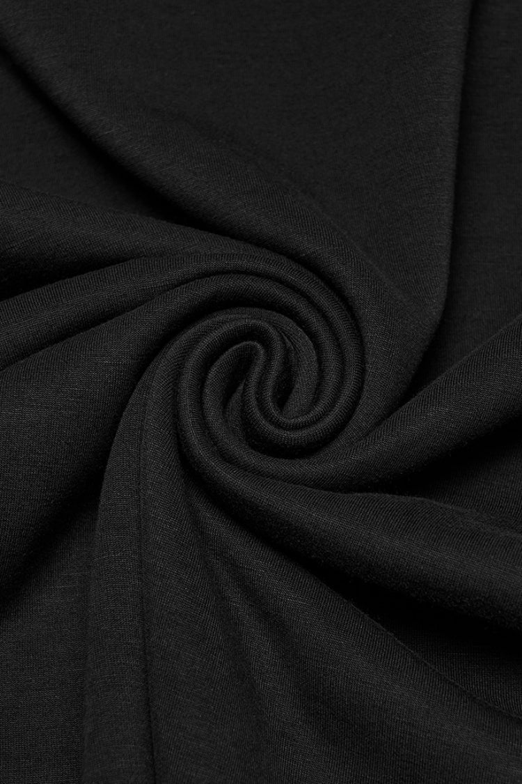 Casually Elegant T-Shirt with a Refined Edge