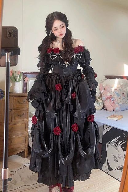 Beautifully Finished Dress in a Timeless Design
