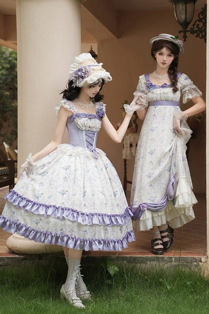 Finely Styled Dress with a Classic Vintage Look
