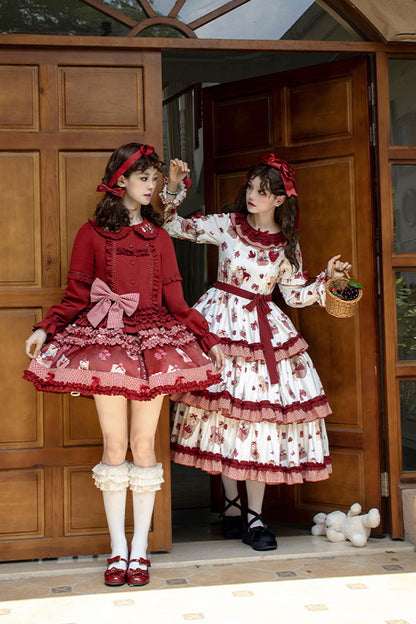 Finely Styled Dress with a Classic Vintage Look