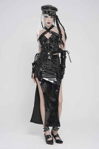 Casually Elegant Garment with a Refined Edge