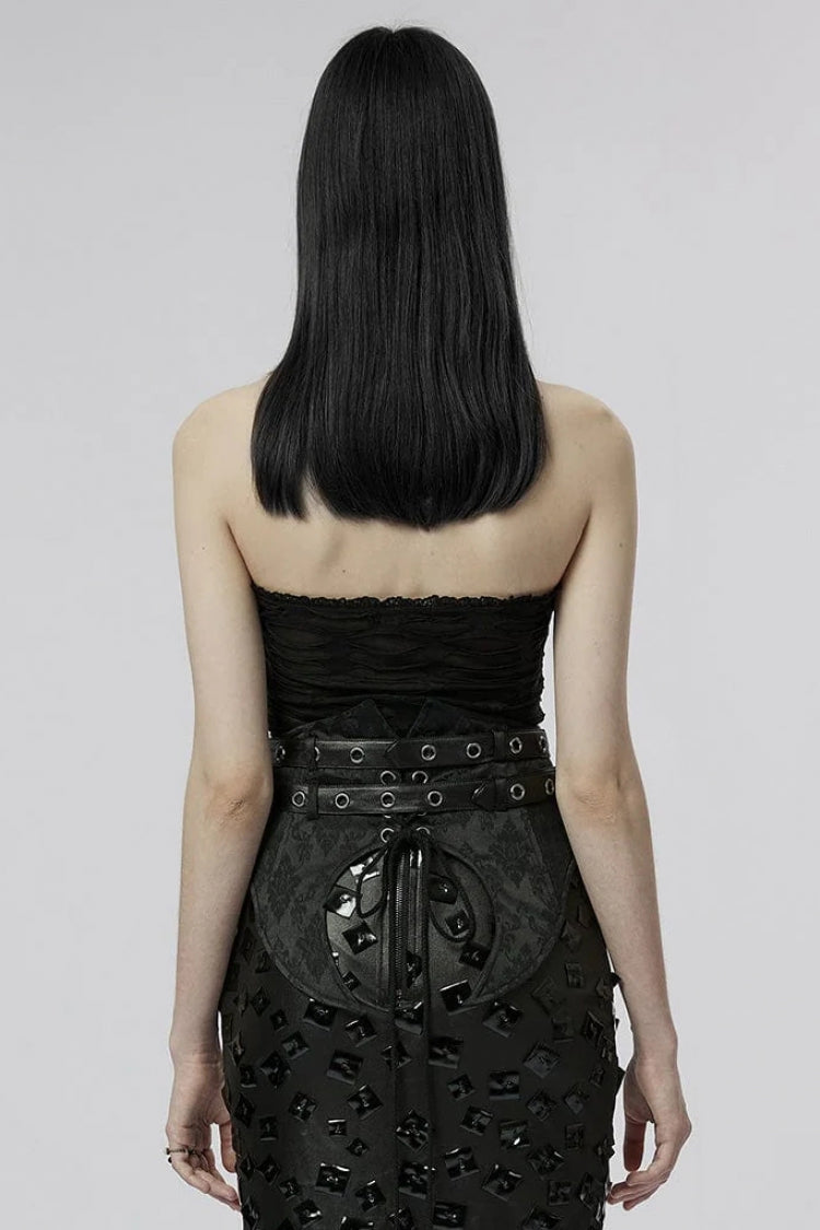 Thoughtfully Designed Garment in a Timeless Style