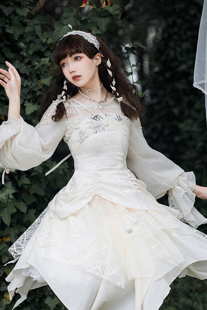 Beautifully Crafted Dress in a Classic Style
