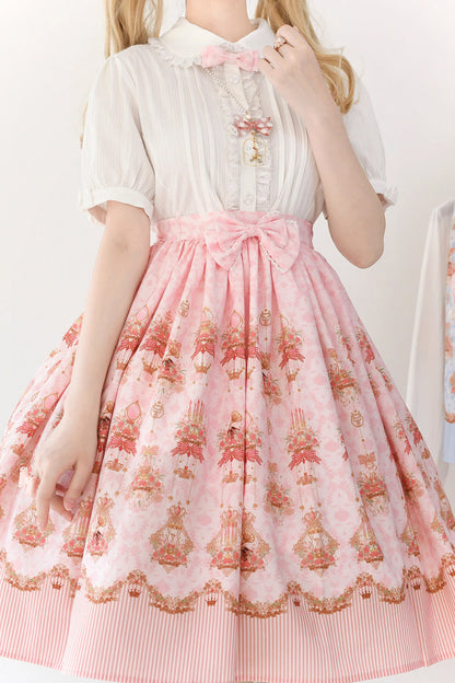 Finely Styled Dress with a Classic Vintage Look