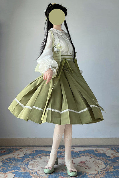 Subtly Elegant Dress with a Refined Vintage Look