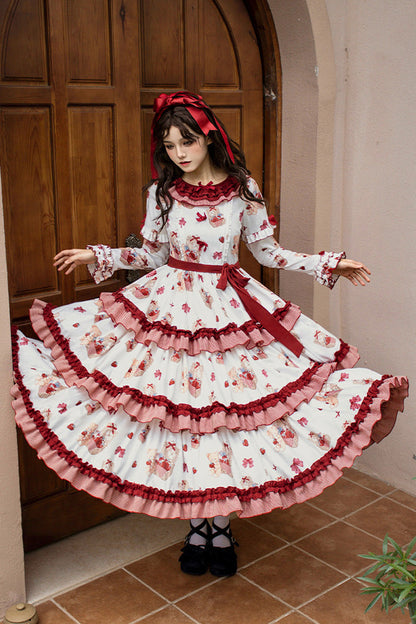 Finely Styled Dress with a Classic Vintage Look