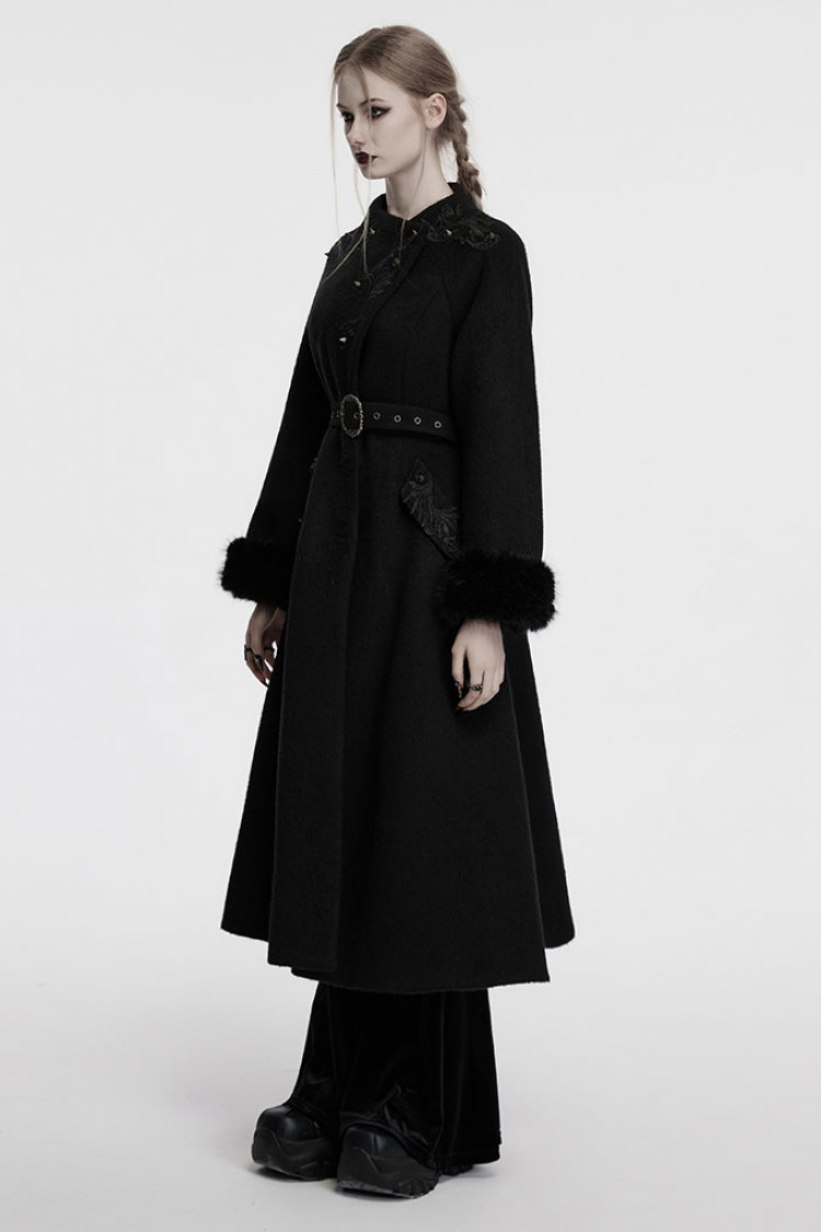 Casually Elegant Coat with a Refined Edge
