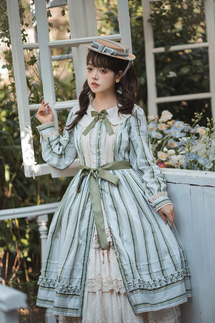 Subtly Elegant Dress with a Refined Vintage Look