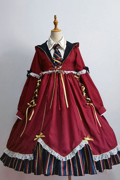 Finely Styled Dress with a Classic Vintage Look