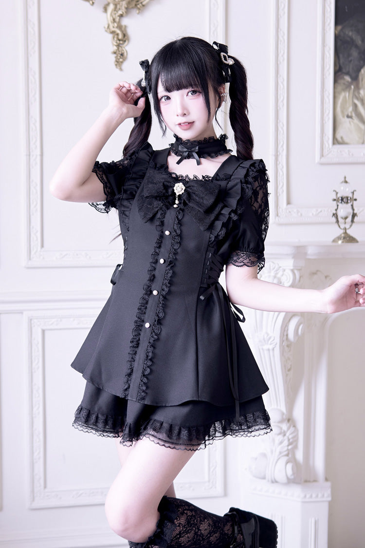 Finely Styled Dress with a Classic Vintage Look