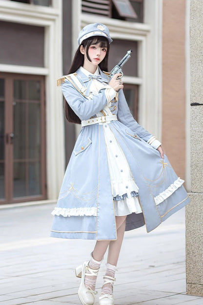 Finely Styled Cardigan with a Classic Vintage Look