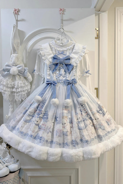 Finely Styled Dress with a Classic Vintage Look
