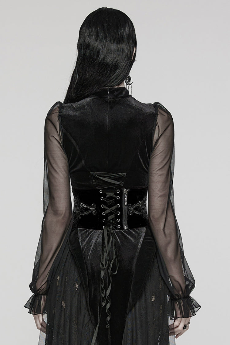 Finely Styled Garment with a Classic Vintage Look