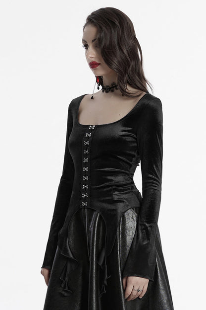 Subtly Elegant Blouse with a Refined Vintage Look
