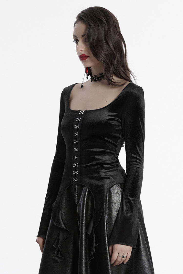 Subtly Elegant Blouse with a Refined Vintage Look