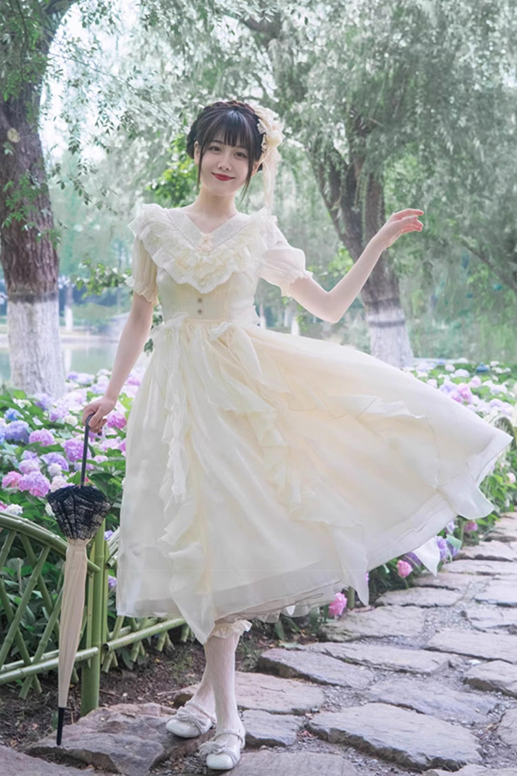 Effortlessly Elegant Dress with a Timeless Design