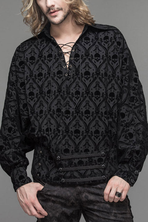 Beautifully Crafted Blouse in a Classic Style