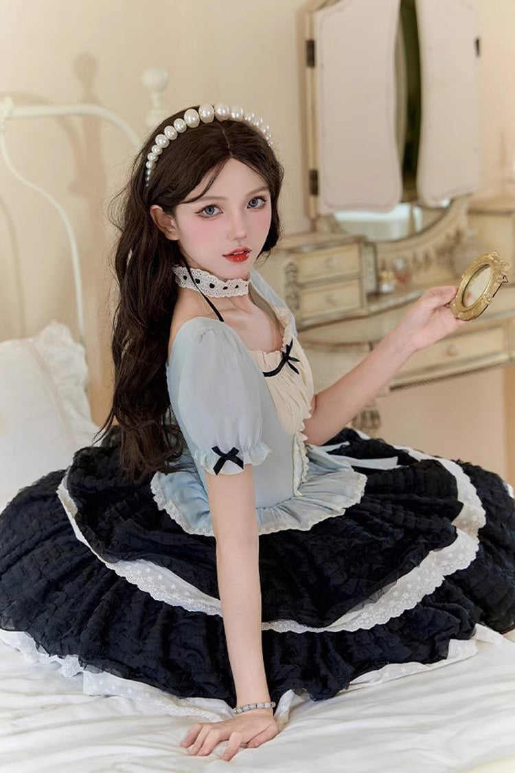 Subtly Elegant Dress with a Refined Vintage Look