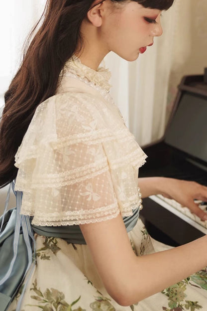 Casually Elegant Blouse with a Refined Edge