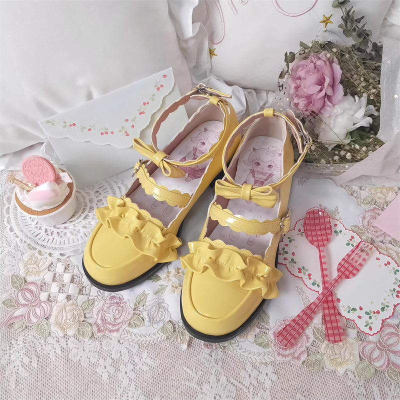 Classic Designed Shoes in a Timeless Cut