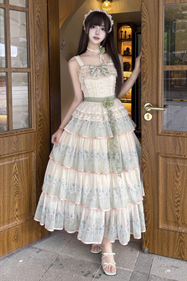 Finely Styled Dress with a Classic Vintage Look