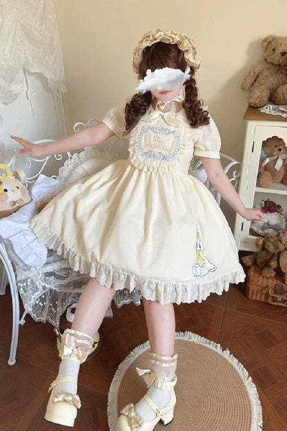 Vintage Style Dress with a Modern Fit