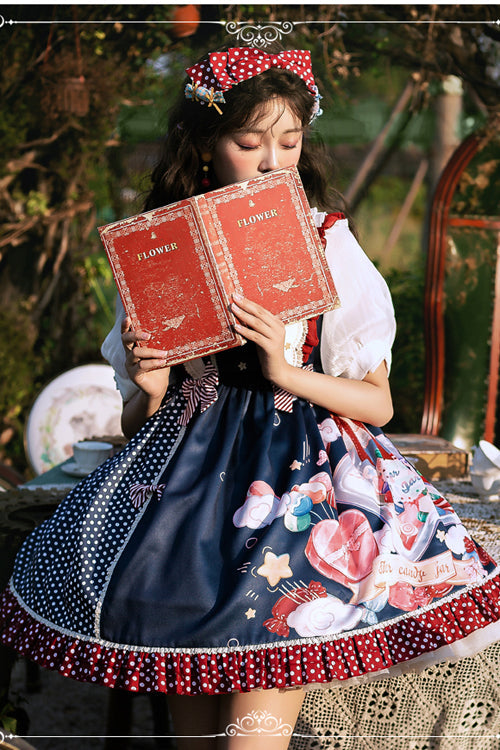 Finely Styled Dress with a Classic Vintage Look