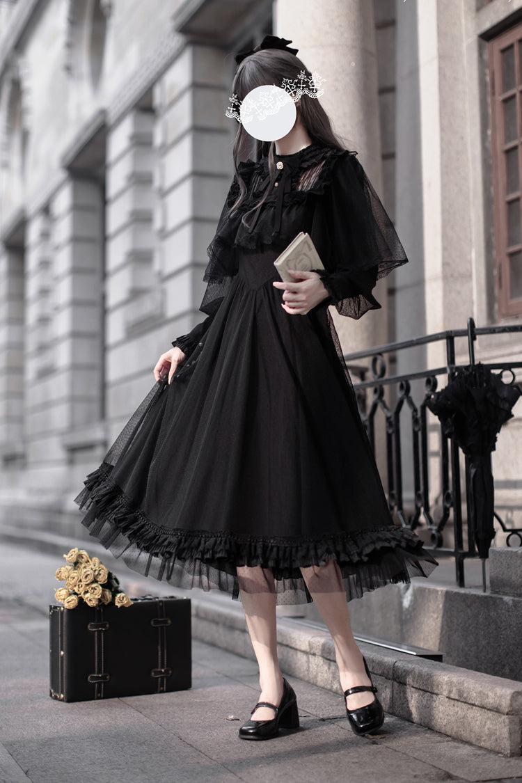 Subtly Elegant Dress with a Refined Vintage Look