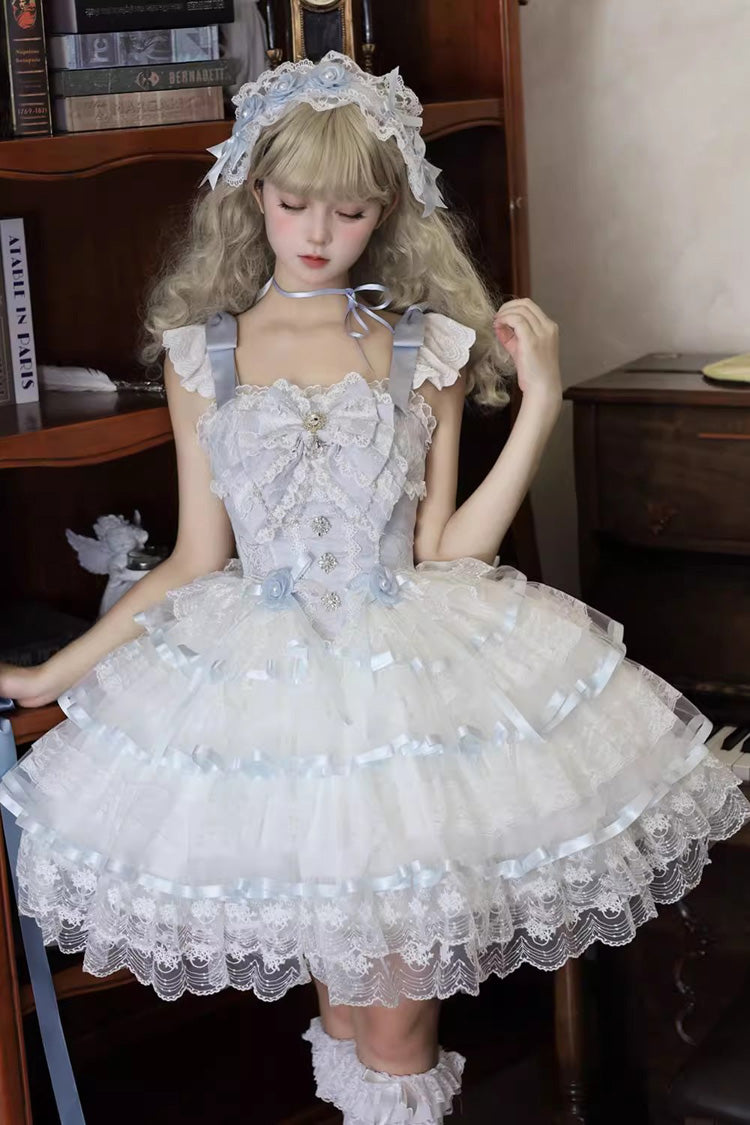 Finely Styled Dress with a Classic Vintage Look